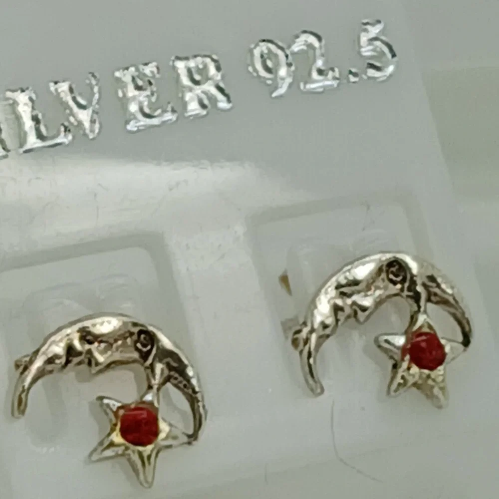 925 Sterling Silver Crescent Moon and Star Red Crystal‎ Stud Earrings Celestial